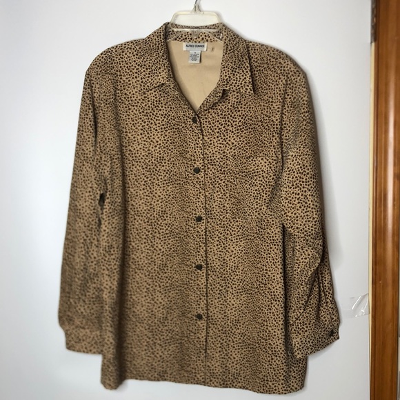 Alfred Dunner Tops - Alfred Dunner Womens Top Blouse Shirt Leopard Animal Print Buttons Down 18 PLUS